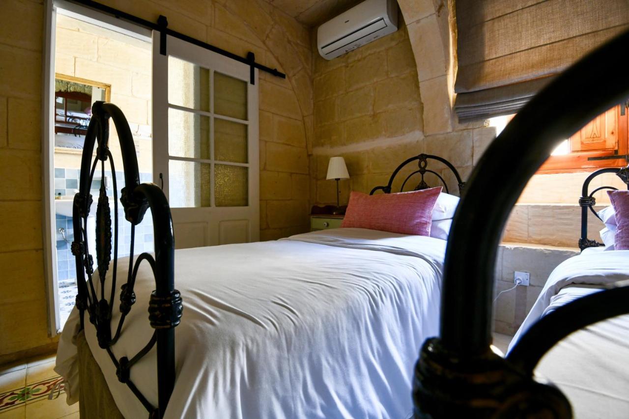Maria'S B&B Għasri Exteriör bild