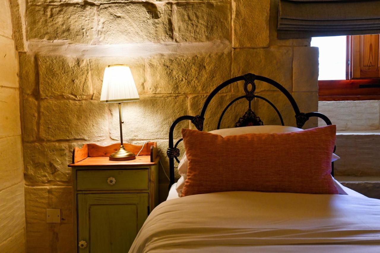 Maria'S B&B Għasri Exteriör bild