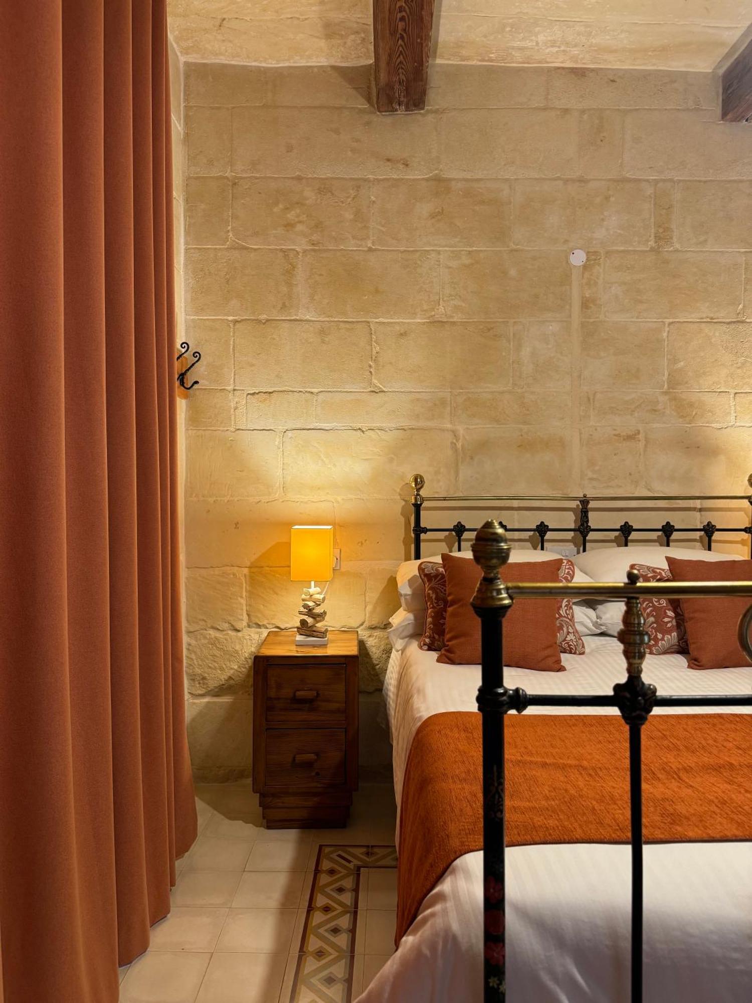 Maria'S B&B Għasri Exteriör bild