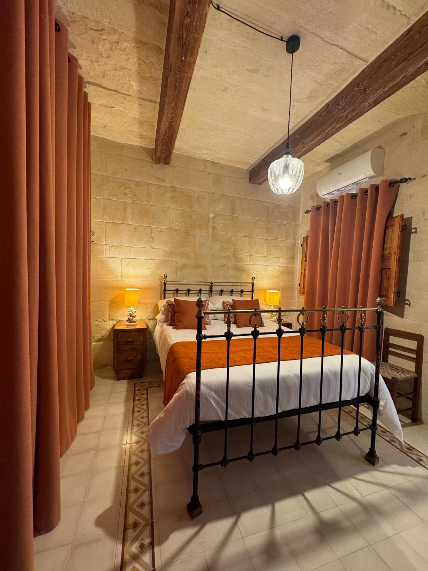 Maria'S B&B Għasri Exteriör bild