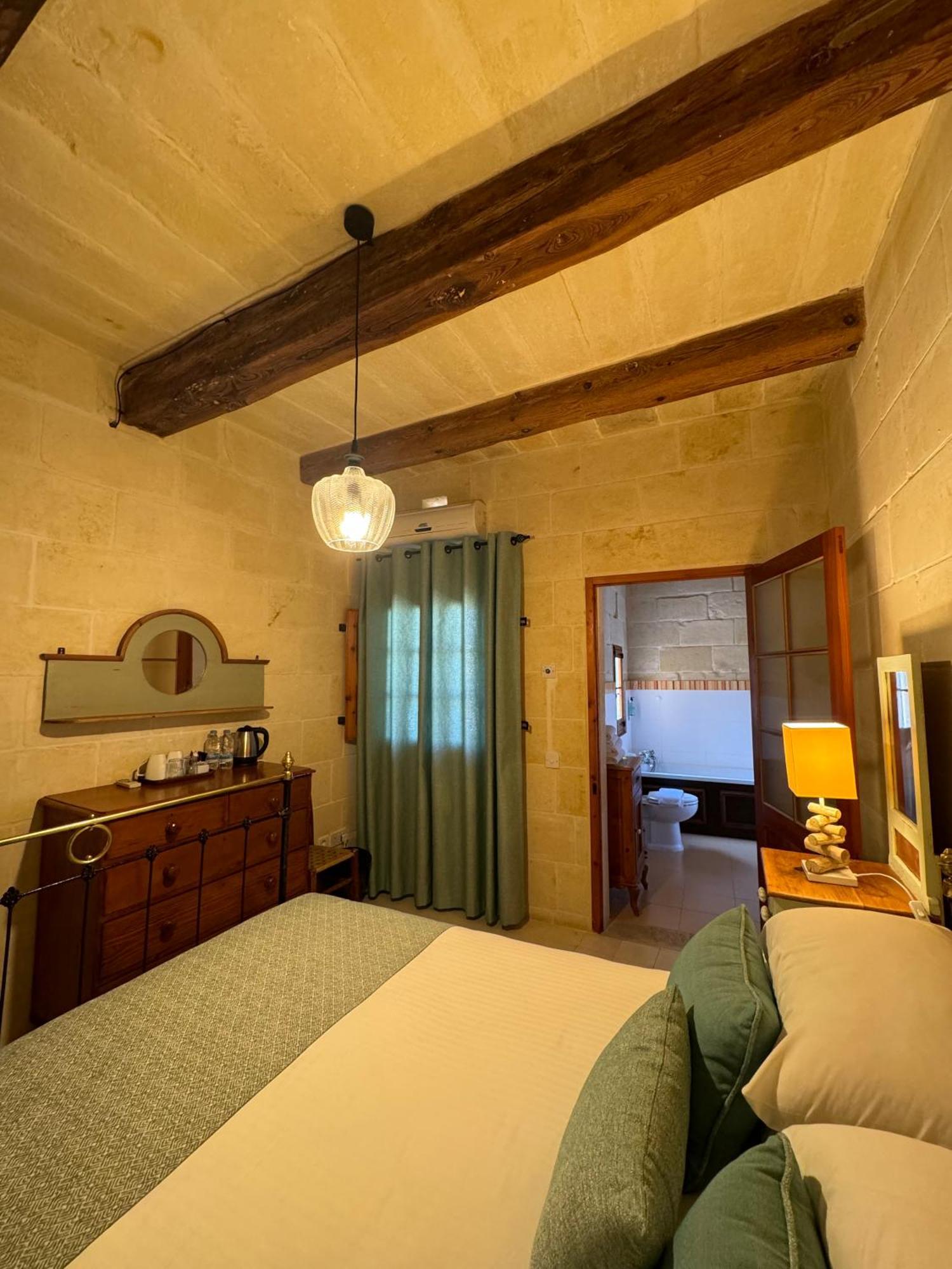Maria'S B&B Għasri Exteriör bild