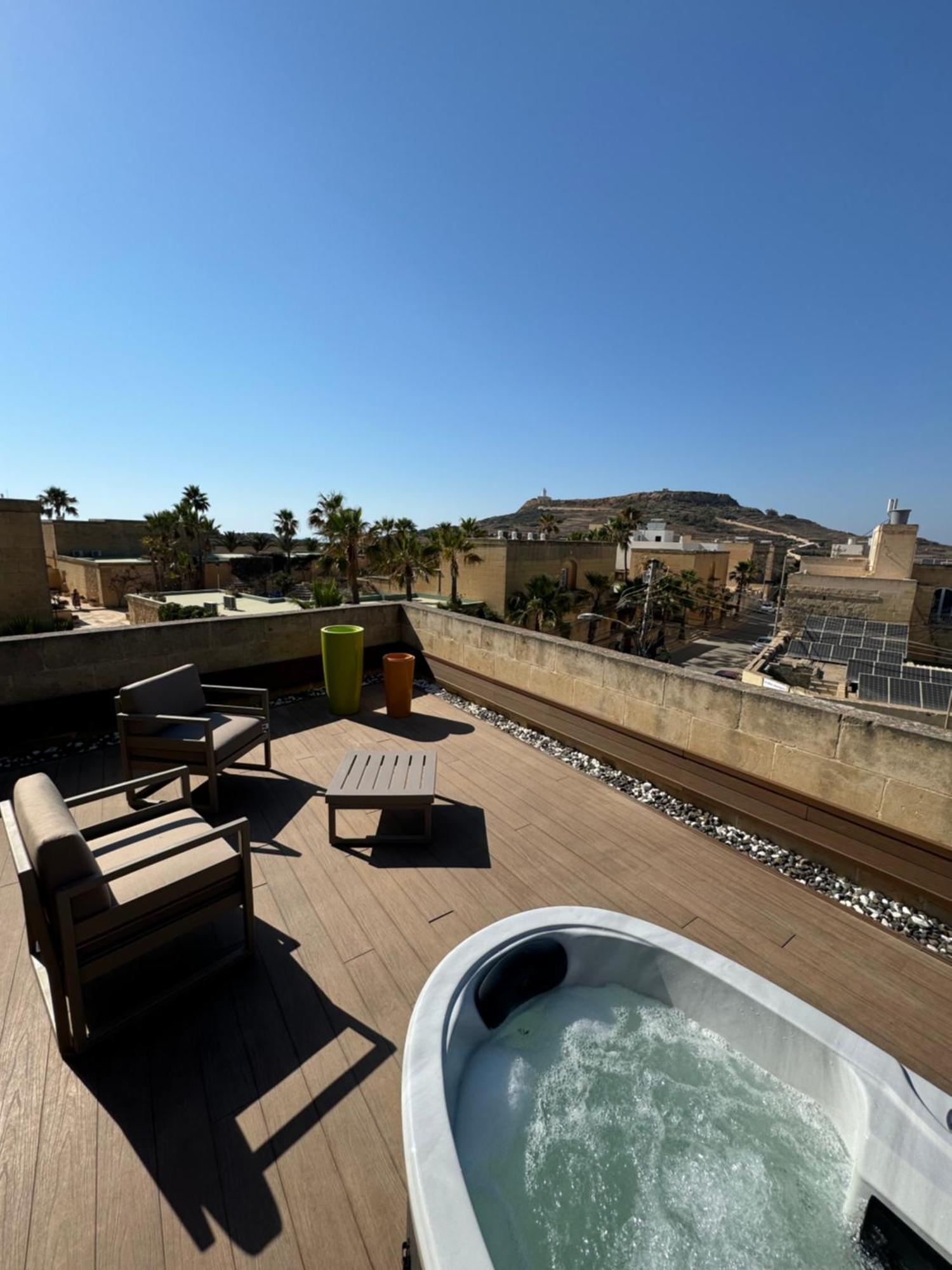 Maria'S B&B Għasri Exteriör bild